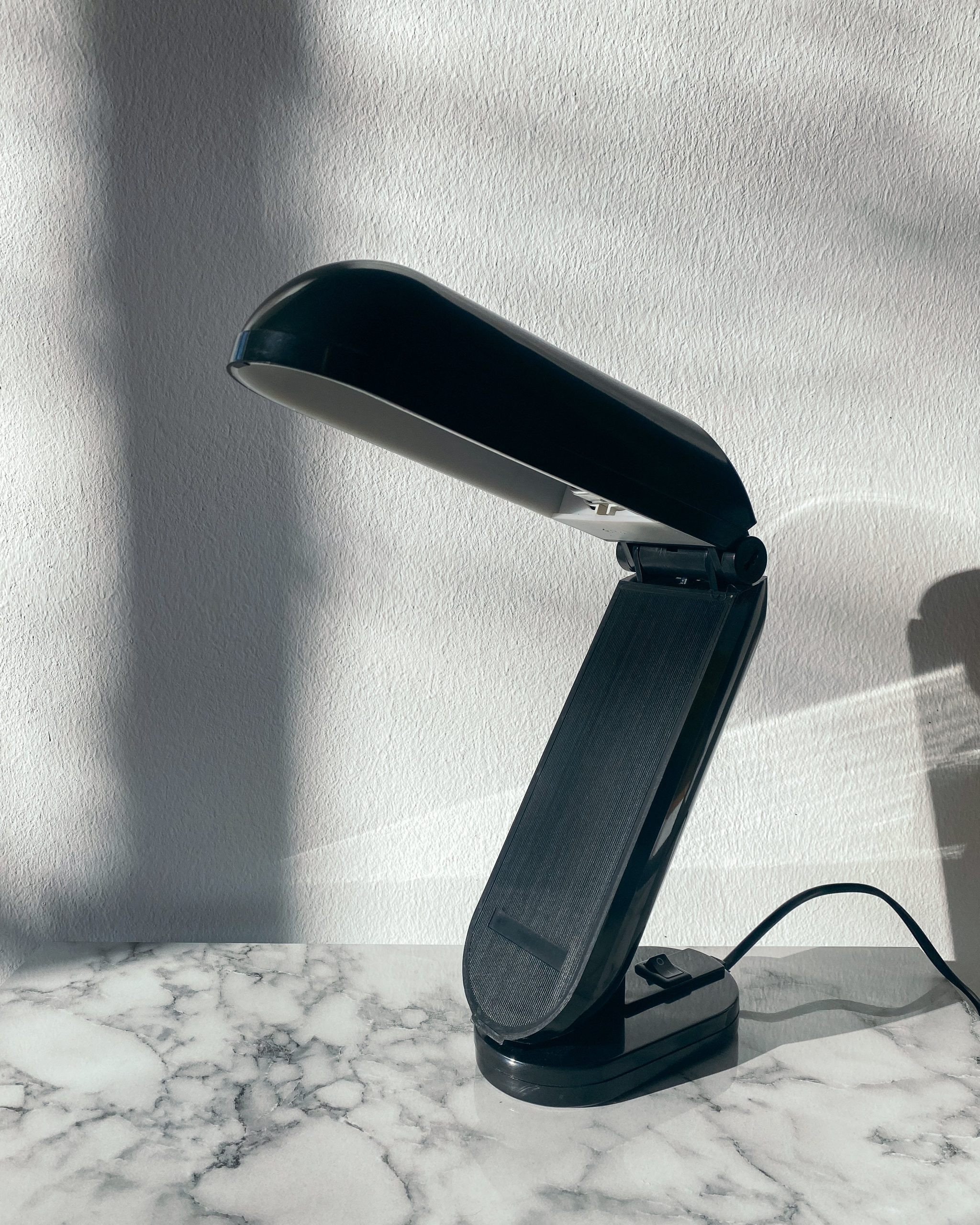 schwarze Vintage Tischlampe – Bild 4